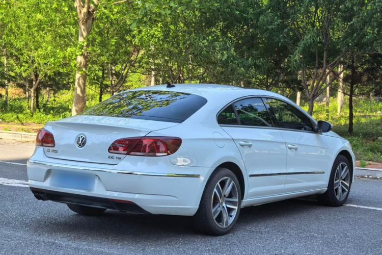 Used Volkswagen FAW-Volkswagen CC 2013 2.0 TSI Luxury Model Exterior 5