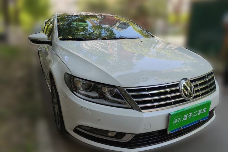 Used Volkswagen FAW-Volkswagen CC 2013 2.0 TSI Luxury Model Front Right 45 Deg