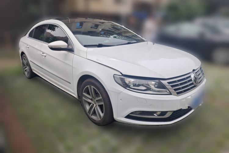Used Volkswagen FAW-Volkswagen CC 2013 1.8TSI Luxury Model Front Right 45 Deg