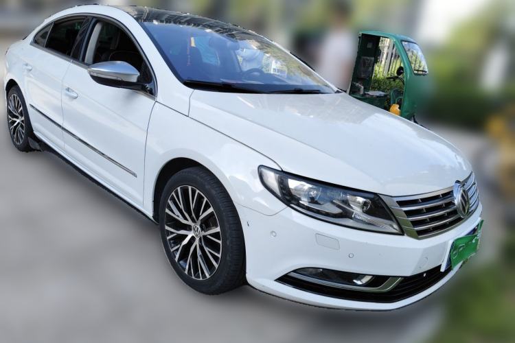 Used Volkswagen FAW-Volkswagen CC 2013 3.0 FSI V6 Front Right 45 Deg