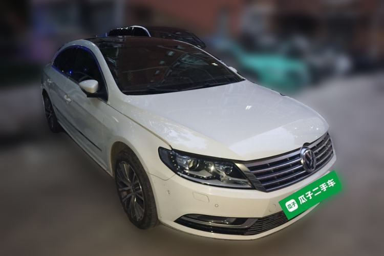 Used Volkswagen FAW-Volkswagen CC 2013 2.0 TSI Luxury Model Front Right 45 Deg
