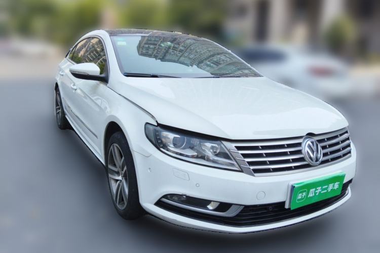 Used Volkswagen FAW-Volkswagen CC 2013 2.0 TSI Luxury Model Front Right 45 Deg