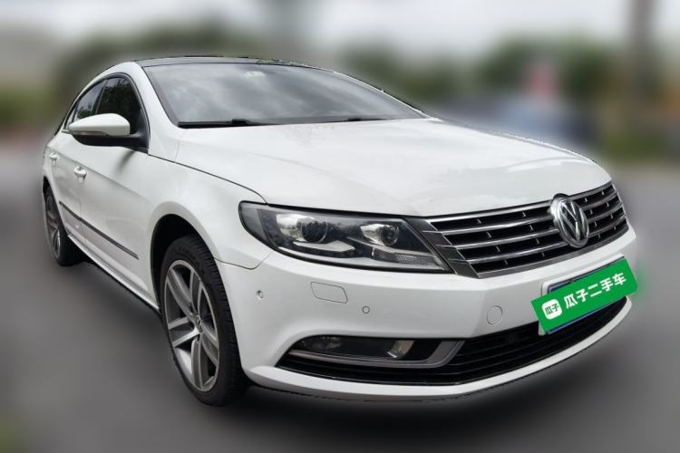 Used Volkswagen FAW-Volkswagen CC 2013 2.0 TSI Luxury Model Front Right 45 Deg