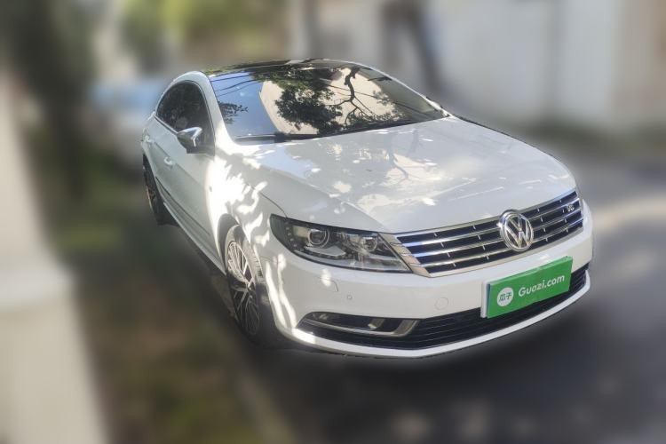 Used Volkswagen FAW-Volkswagen CC 2013 3.0 FSI V6 Front Right 45 Deg
