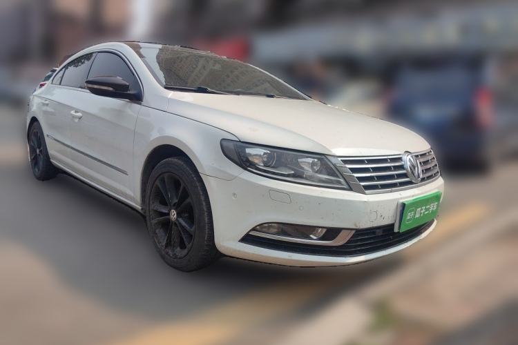 Used Volkswagen FAW-Volkswagen CC 2013 2.0 TSI Luxury Model Front Right 45 Deg
