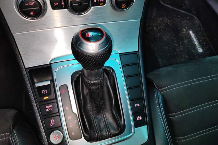 Used Volkswagen FAW-Volkswagen CC 2013 1.8TSI Luxury Model Gear Lever