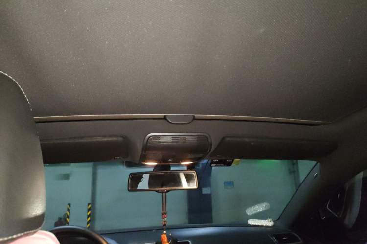 Used Volkswagen FAW-Volkswagen CC 2013 1.8TSI Luxury Model Headliner