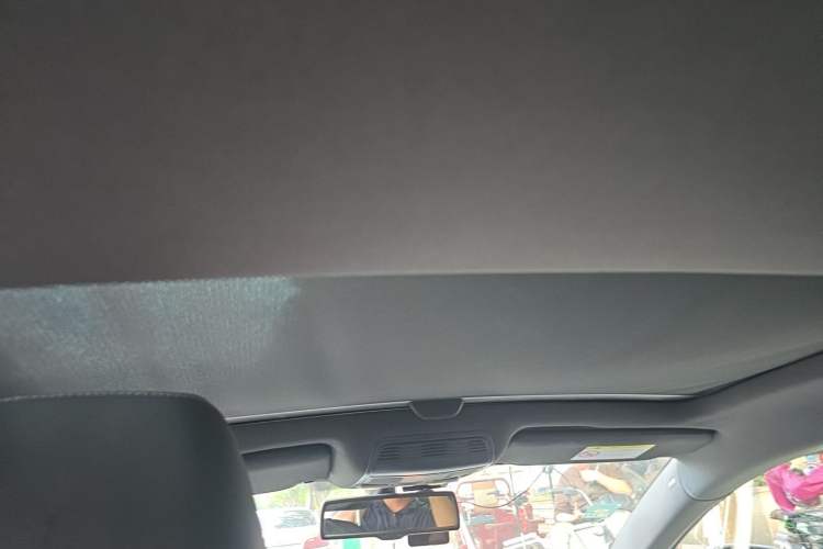 Used Volkswagen FAW-Volkswagen CC 2013 1.8TSI Luxury Model Headliner