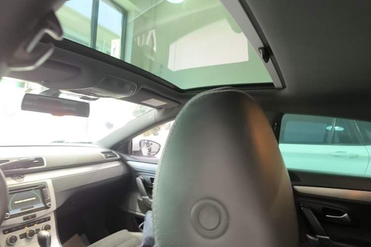 Used Volkswagen FAW-Volkswagen CC 2013 1.8TSI Luxury Model Headliner