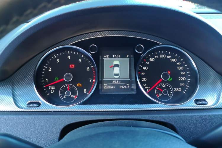 Used Volkswagen FAW-Volkswagen CC 2013 3.0 FSI V6 Instrument Cluster