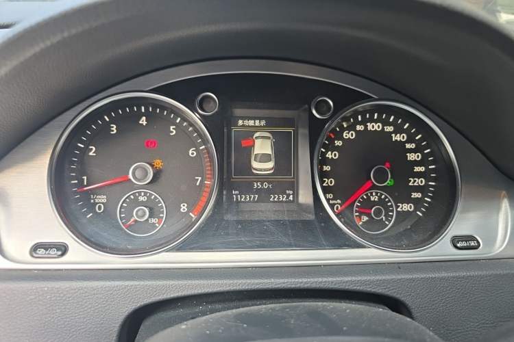 Used Volkswagen FAW-Volkswagen CC 2013 1.8TSI Luxury Model Instrument Cluster