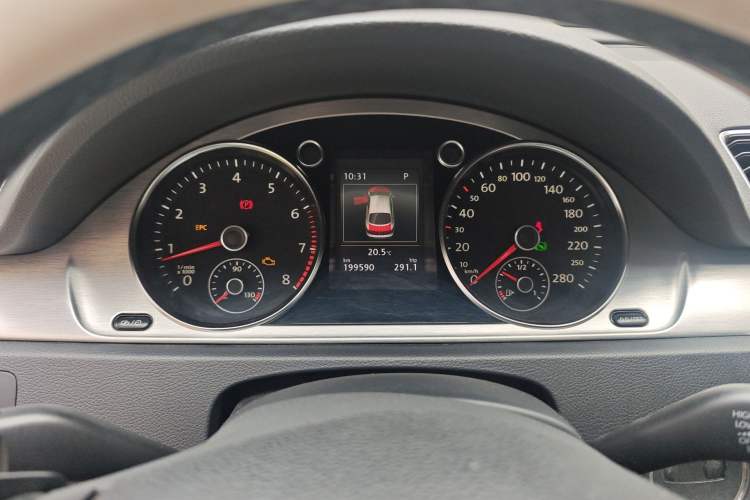 Used Volkswagen FAW-Volkswagen CC 2013 1.8TSI Luxury Model Instrument Cluster