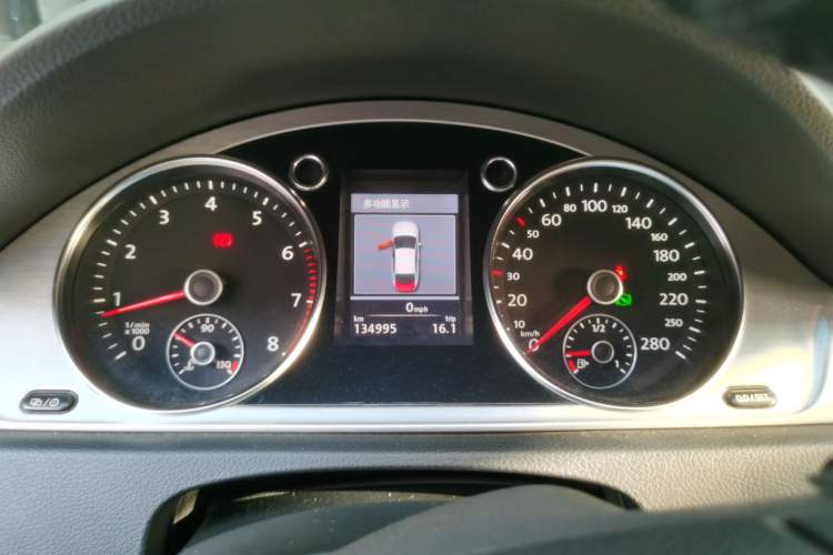Used Volkswagen FAW-Volkswagen CC 2013 2.0 TSI Luxury Model Instrument Cluster