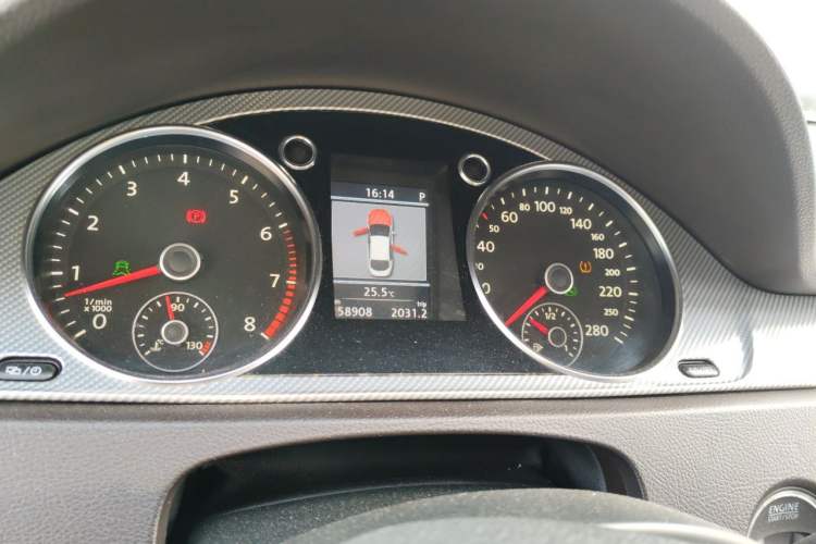 Used Volkswagen FAW-Volkswagen CC 2013 3.0 FSI V6 Instrument Cluster