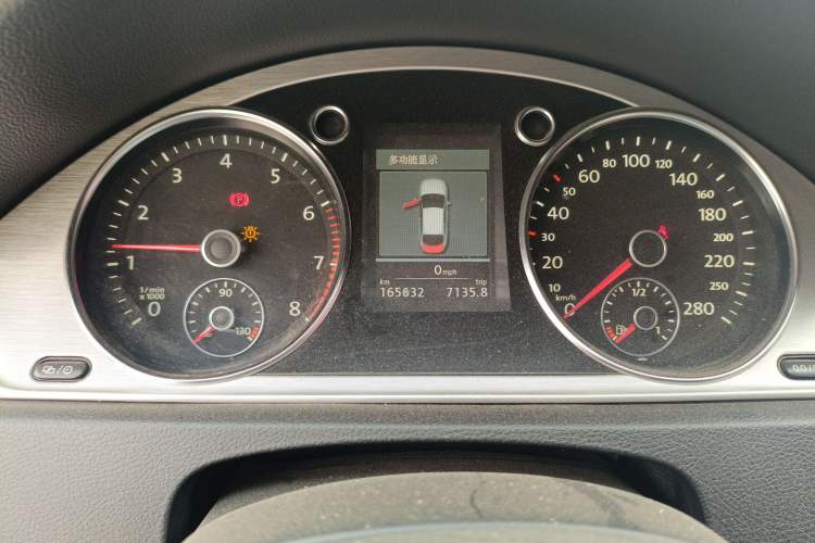 Used Volkswagen FAW-Volkswagen CC 2013 1.8TSI Luxury Model Instrument Cluster