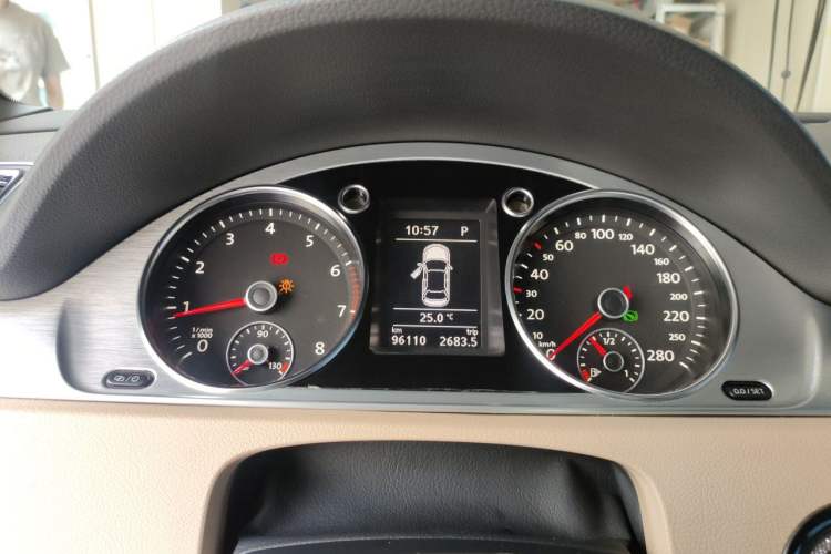 Used Volkswagen FAW-Volkswagen CC 2013 1.8TSI Prestige Model Instrument Cluster