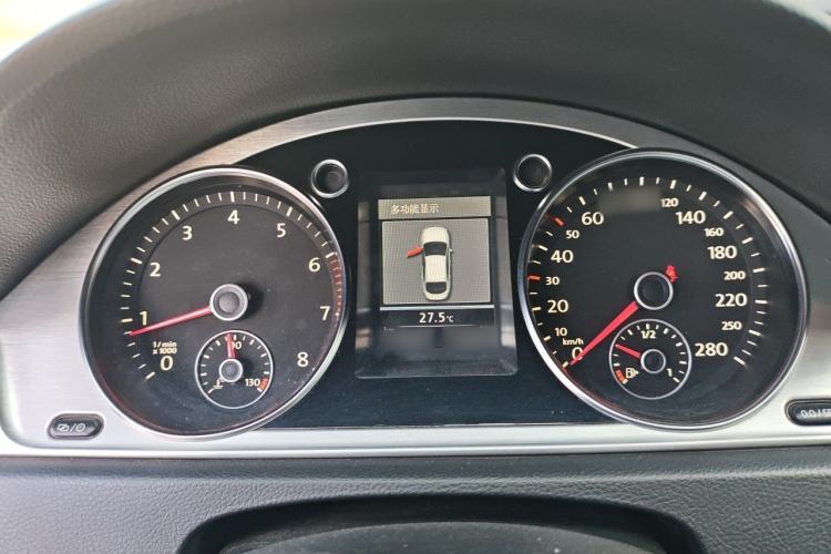 Used Volkswagen FAW-Volkswagen CC 2013 2.0 TSI Luxury Model Instrument Cluster