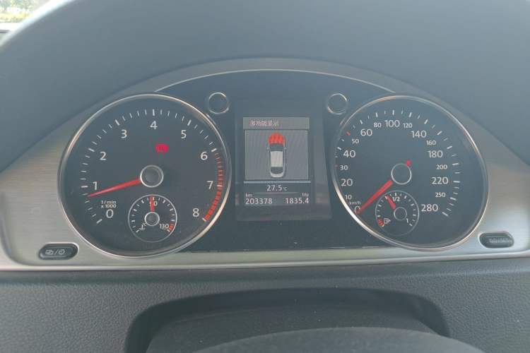 Used Volkswagen FAW-Volkswagen CC 2013 1.8TSI Luxury Model Instrument Cluster