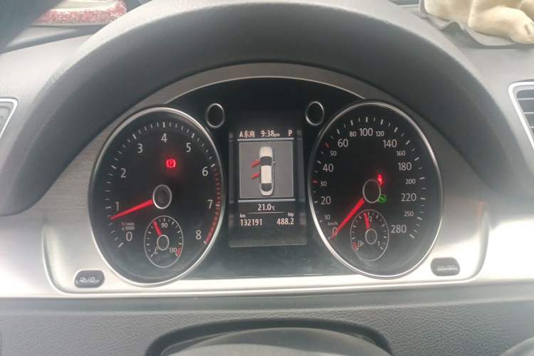 Used Volkswagen FAW-Volkswagen CC 2013 1.8TSI Luxury Model Instrument Cluster