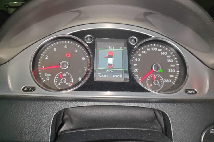 Used Volkswagen FAW-Volkswagen CC 2013 2.0 TSI Luxury Model Instrument Cluster