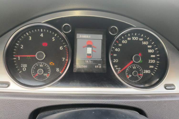 Used Volkswagen FAW-Volkswagen CC 2013 2.0 TSI Ultimate Model Instrument Cluster