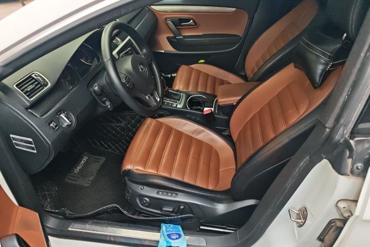 Used Volkswagen FAW-Volkswagen CC 2013 2.0 TSI Ultimate Model Left Front Seat