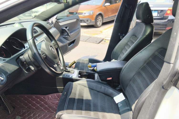 Used Volkswagen FAW-Volkswagen CC 2013 2.0 TSI Luxury Model Left Front Seat