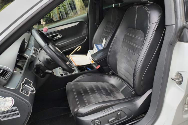 Used Volkswagen FAW-Volkswagen CC 2013 1.8TSI Luxury Model Left Front Seat
