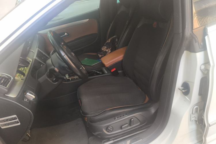 Used Volkswagen FAW-Volkswagen CC 2013 2.0 TSI Luxury Model Left Front Seat
