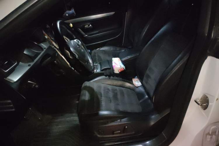 Used Volkswagen FAW-Volkswagen CC 2013 2.0 TSI Luxury Model Left Front Seat