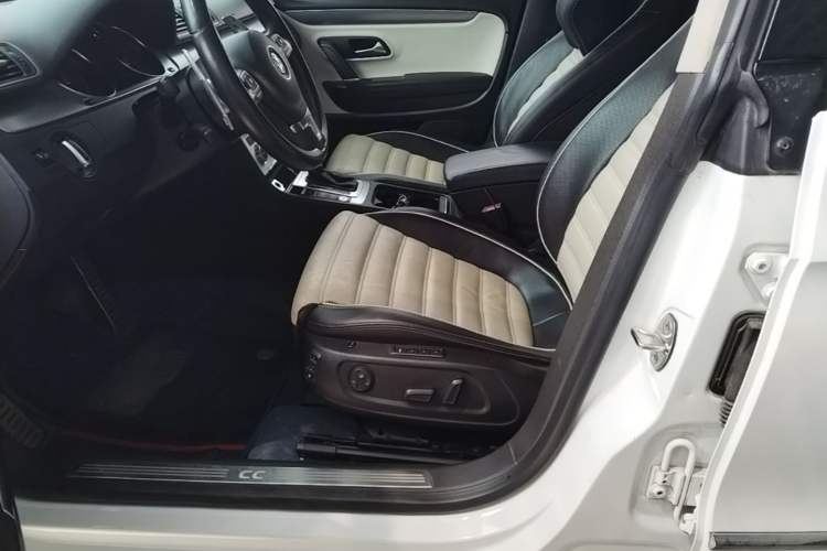 Used Volkswagen FAW-Volkswagen CC 2013 3.0 FSI V6 Left Front Seat
