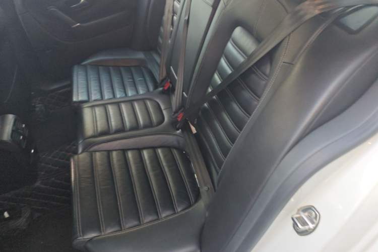 Used Volkswagen FAW-Volkswagen CC 2013 1.8TSI Luxury Model Left Rear Seat