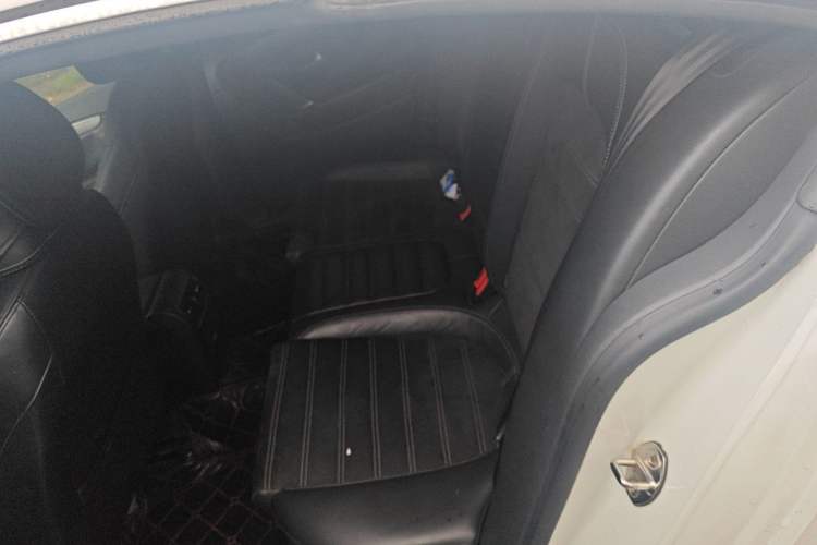 Used Volkswagen FAW-Volkswagen CC 2013 1.8TSI Luxury Model Left Rear Seat