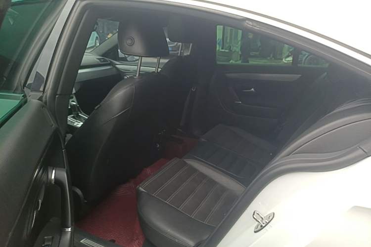 Used Volkswagen FAW-Volkswagen CC 2013 2.0 TSI Luxury Model Left Rear Seat