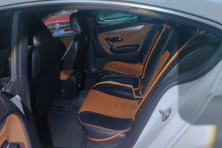 Used Volkswagen FAW-Volkswagen CC 2013 1.8TSI Luxury Model Left Rear Seat