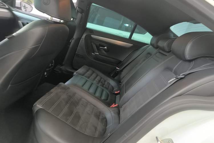 Used Volkswagen FAW-Volkswagen CC 2013 1.8TSI Luxury Model Left Rear Seat