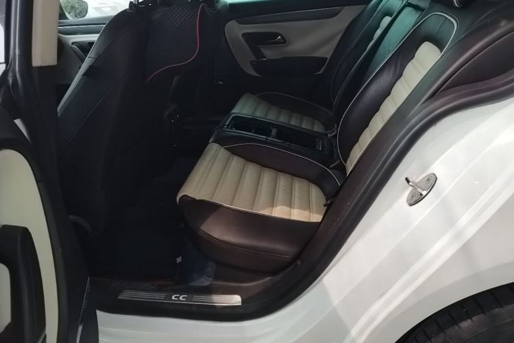 Used Volkswagen FAW-Volkswagen CC 2013 3.0 FSI V6 Left Rear Seat