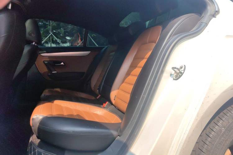 Used Volkswagen FAW-Volkswagen CC 2013 2.0 TSI Luxury Model Left Rear Seat