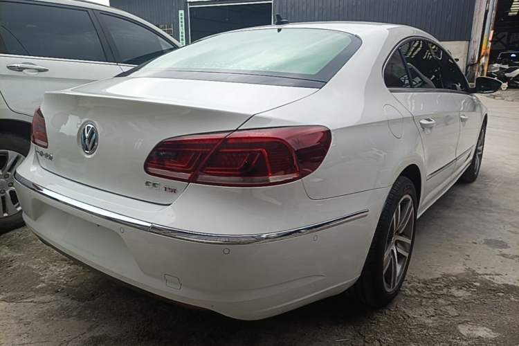 Used Volkswagen FAW-Volkswagen CC 2013 2.0 TSI Luxury Model Rear Right 45 Deg