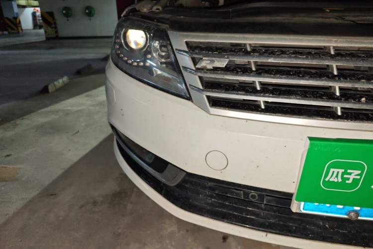 Used Volkswagen FAW-Volkswagen CC 2013 2.0 TSI Ultimate Model Right Front Headlight