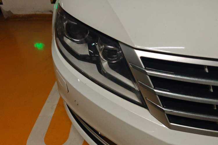 Used Volkswagen FAW-Volkswagen CC 2013 2.0 TSI Ultimate Model Right Front Headlight