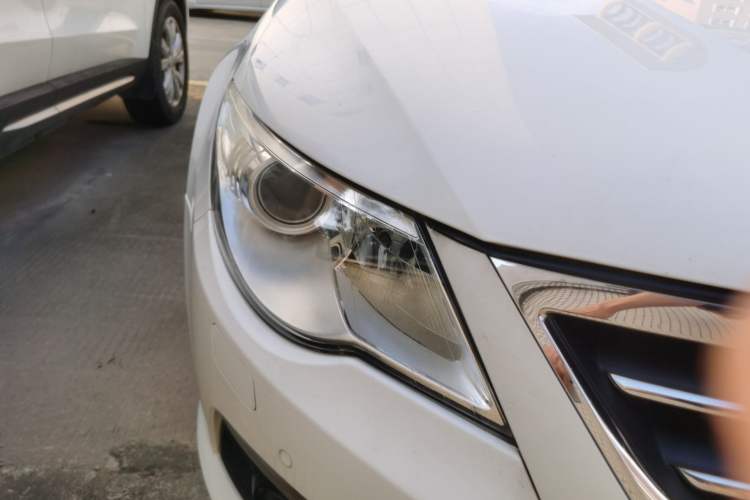 Used Volkswagen FAW-Volkswagen CC 2013 2.0 TSI Luxury Model Right Front Headlight