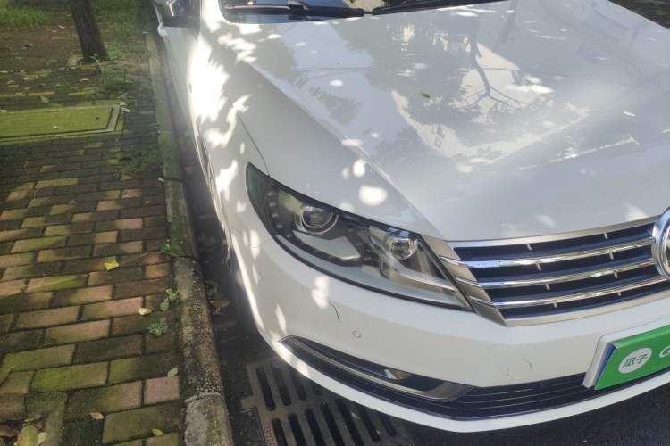 Used Volkswagen FAW-Volkswagen CC 2013 3.0 FSI V6 Right Front Headlight
