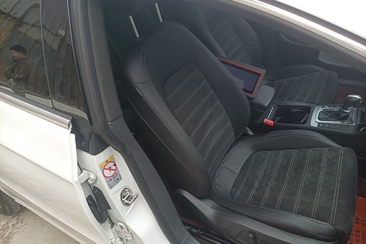 Used Volkswagen FAW-Volkswagen CC 2013 2.0 TSI Luxury Model Right Front Seat
