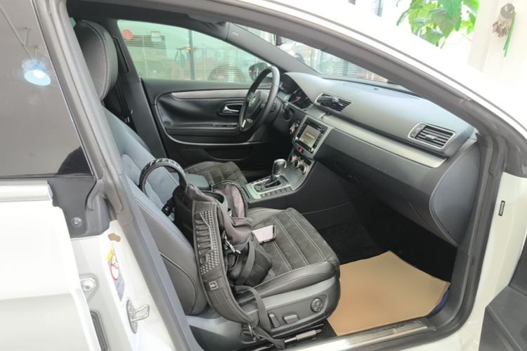 Used Volkswagen FAW-Volkswagen CC 2013 1.8TSI Luxury Model Right Front Seat