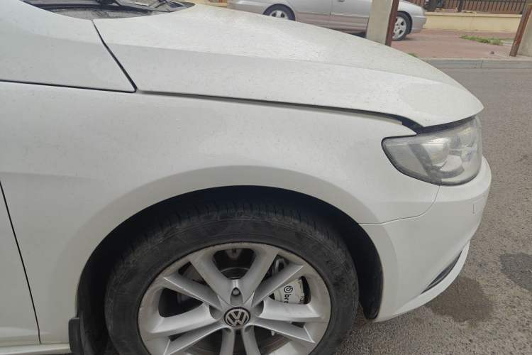 Used Volkswagen FAW-Volkswagen CC 2013 1.8TSI Prestige Model Right Front Wheel Hub