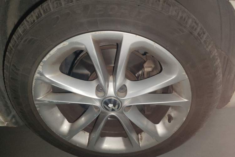 Used Volkswagen FAW-Volkswagen CC 2013 1.8TSI Luxury Model Right Front Wheel Hub