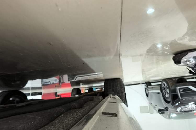 Used Volkswagen FAW-Volkswagen CC 2013 1.8TSI Luxury Model Right Side Sill