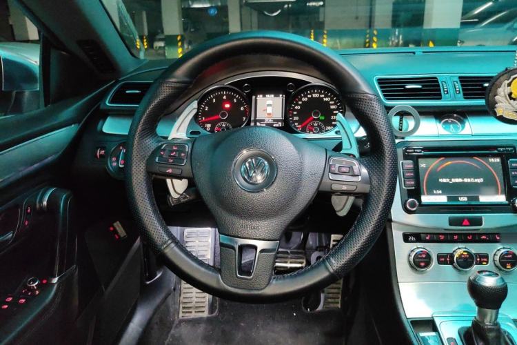 Used Volkswagen FAW-Volkswagen CC 2013 1.8TSI Luxury Model Steering Wheel