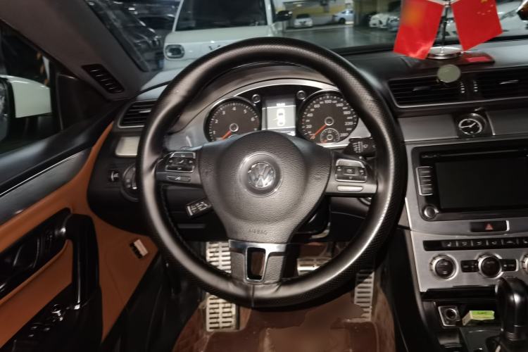 Used Volkswagen FAW-Volkswagen CC 2013 1.8TSI Luxury Model Steering Wheel